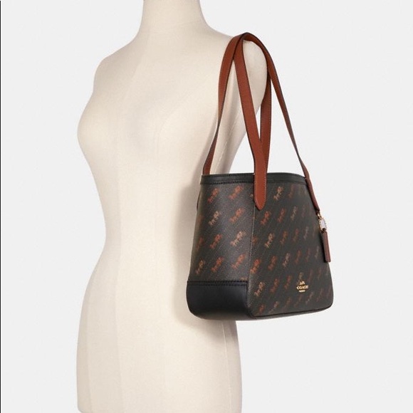 NWT Coach Horse And Carriage Tote 27 - Picture 14 of 16